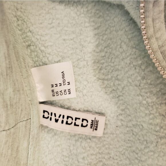 Divided H&M Seafoam/gray hoodie size Med Pre-owned - Picture 4 of 4